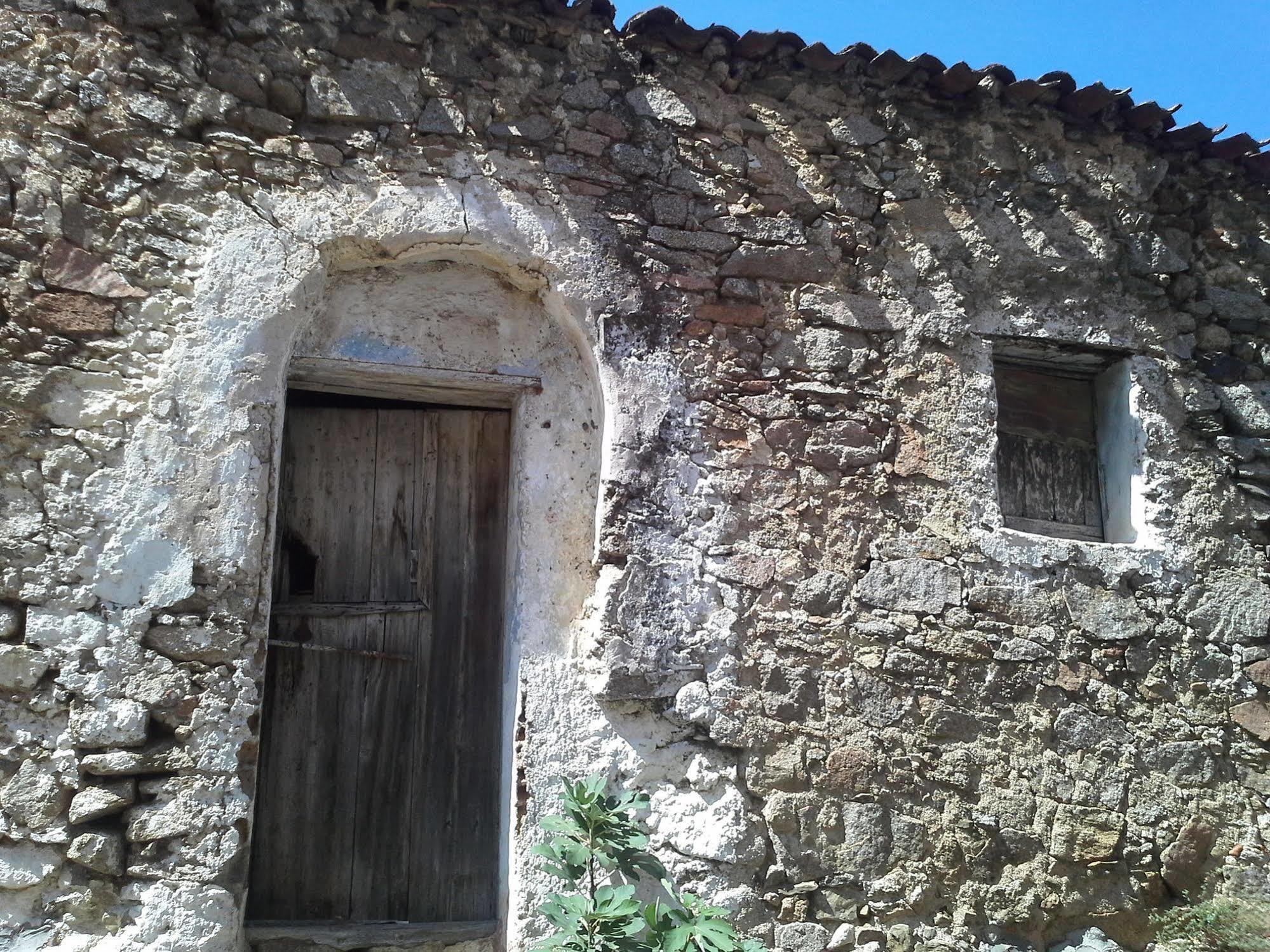 B&B Corte San Lussorio Oliena Ngoại thất bức ảnh